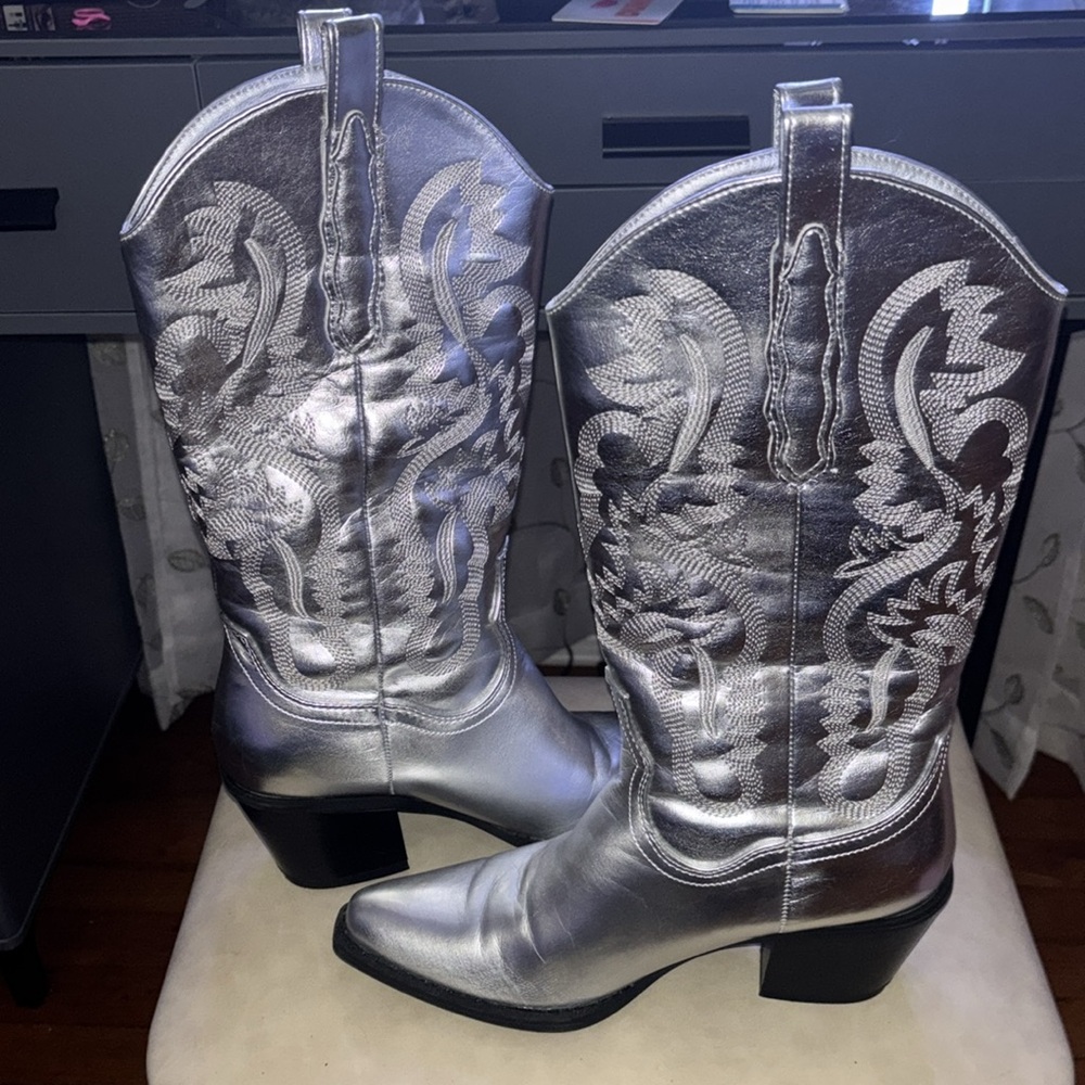Silver Metallic Cowgirl Boots